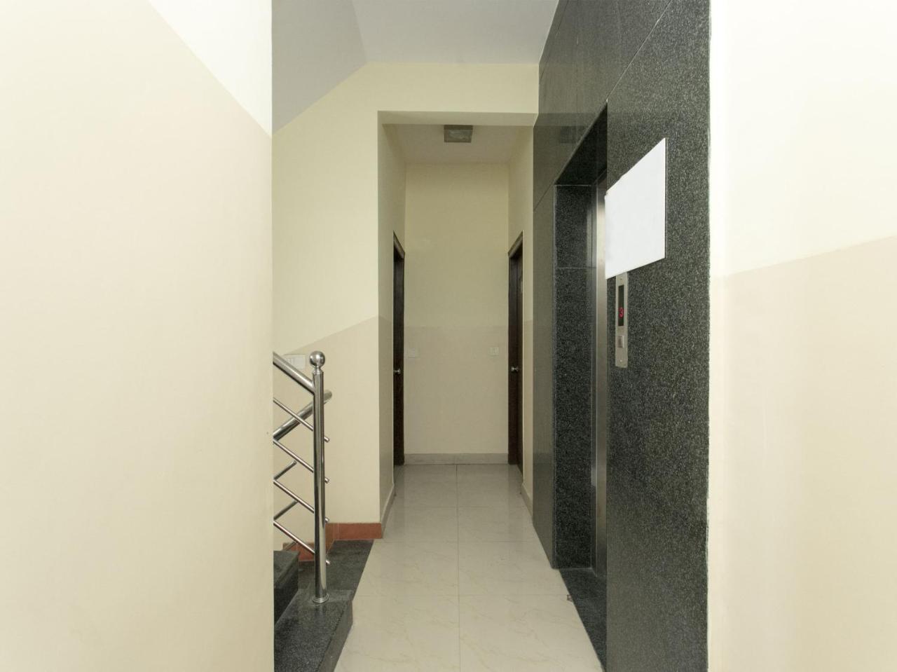 Oyo 10378 Hotel Hibiscus Mayflower Bangalore Dış mekan fotoğraf