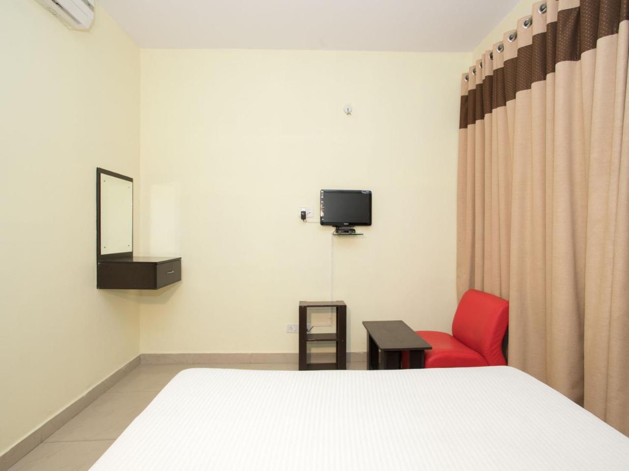 Oyo 10378 Hotel Hibiscus Mayflower Bangalore Dış mekan fotoğraf