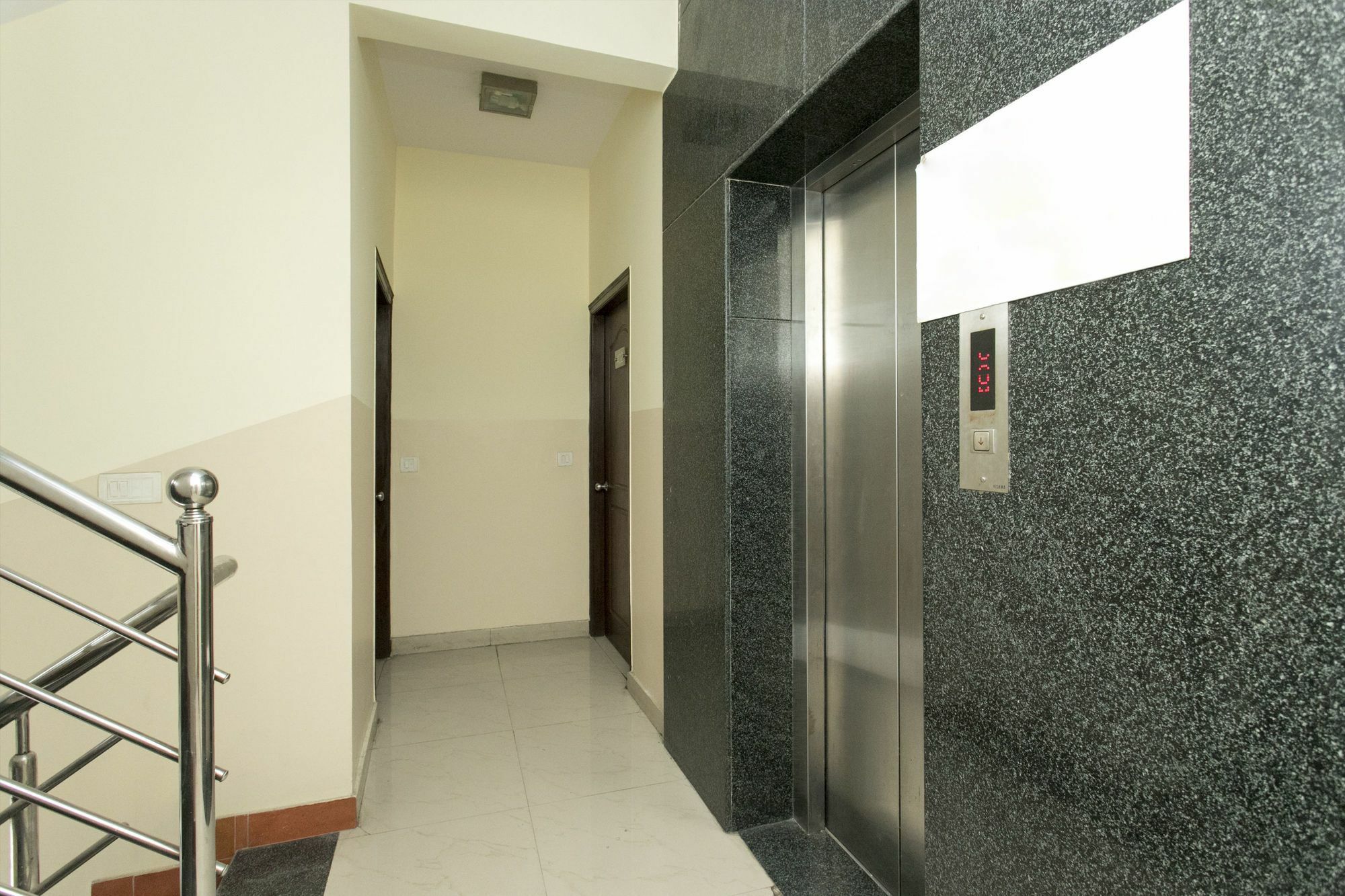 Oyo 10378 Hotel Hibiscus Mayflower Bangalore Dış mekan fotoğraf